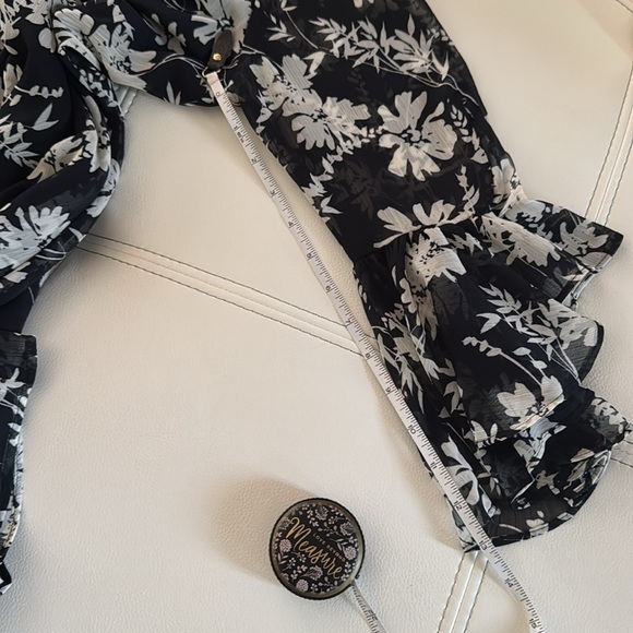 CALVIN KLEIN dress, size 8 - Picture 9 of 13